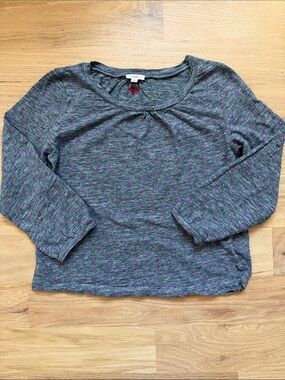 ZEF Paris kids long slv tshirt w stars sz 8. Gorgeous discontinued French label